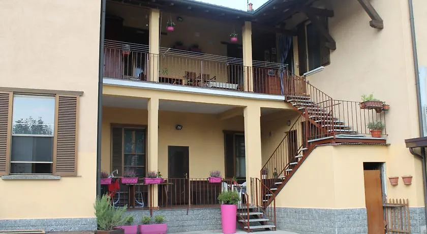Il Cortile Di Laura Bed & Breakfast Busto Arsizio